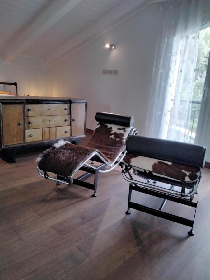 "Vento Di Levante Suite" Benvenuti In Collina 카사르자리구레 외부 사진