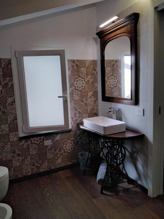 "Vento Di Levante Suite" Benvenuti In Collina 카사르자리구레 외부 사진